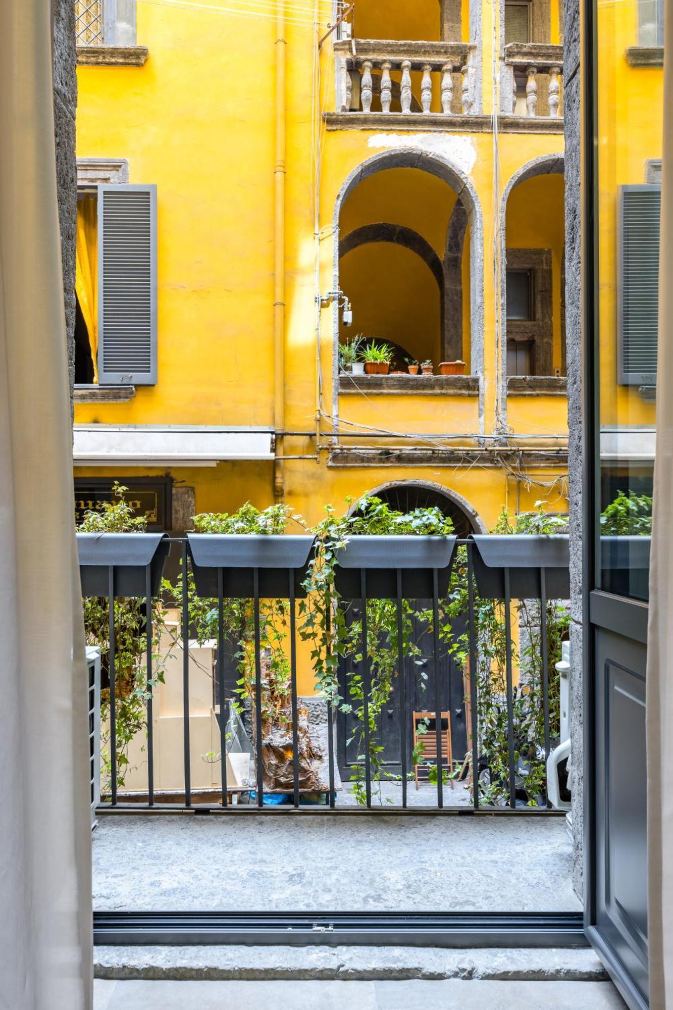 Palazzo Mormando - Industrial Apartment Neapel Exteriör bild